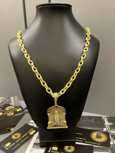 CADEADO 8MM COM PINGENTE CAPELA