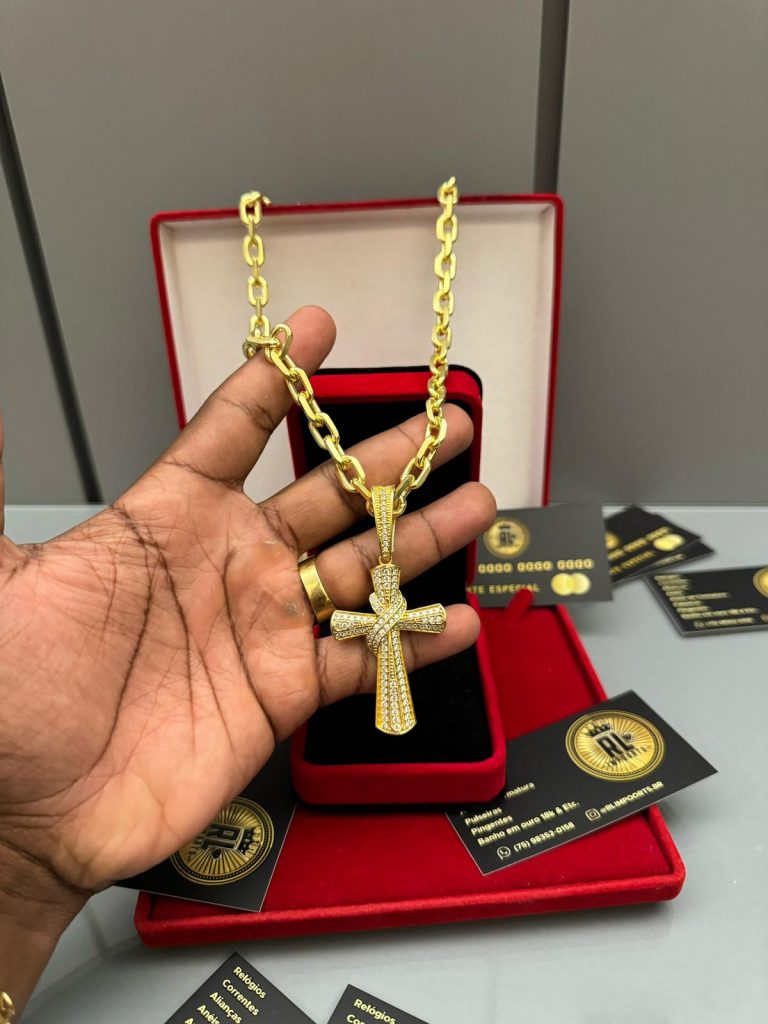 CADEADO 8MM COM PINGENTE CRUZ CRAVEJADA