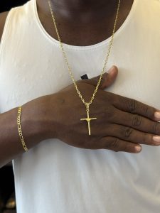 Cordão cadeado 3mm com pingente crucifixo banhado a ouro 18k ganha de brinde a pulseira 3em1