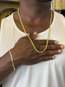 Cordão + pulseira grumet 5mm banhada a ouro 18k