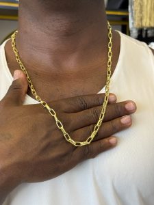 Cordão Cartier meia cana 6mm banhado a ouro 18k