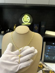 Cordão Meia Cana 4mm com Pingente Cruz Banhada a ouro 18k