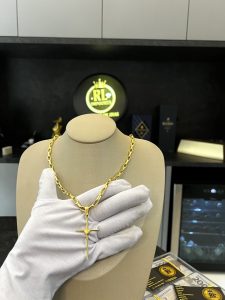 Cordão Meia Cana 6mm com Pingente Cruz Banhado a ouro 18k