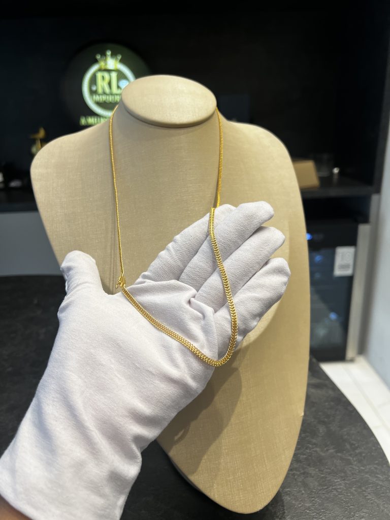 Fininhas na promoção Banhada a Ouro 18k// 1 por 120,00 2 por 150,00 3 por 200,00