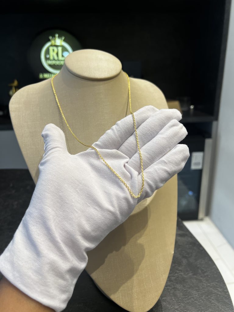 Fininhas na promoção Banhada a Ouro 18k// 1 por 120,00 2 por 150,00 3 por 200,00
