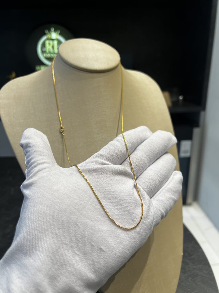 Fininhas na promoção Banhada a Ouro 18k// 1 por 120,00 2 por 150,00 3 por 200,00