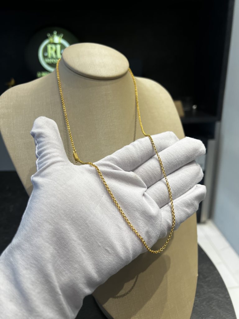 Fininhas na promoção Banhada a Ouro 18k// 1 por 120,00 2 por 150,00 3 por 200,00