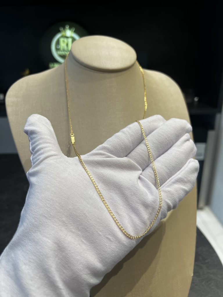Fininhas na promoção Banhada a Ouro 18k// 1 por 120,00 2 por 150,00 3 por 200,00