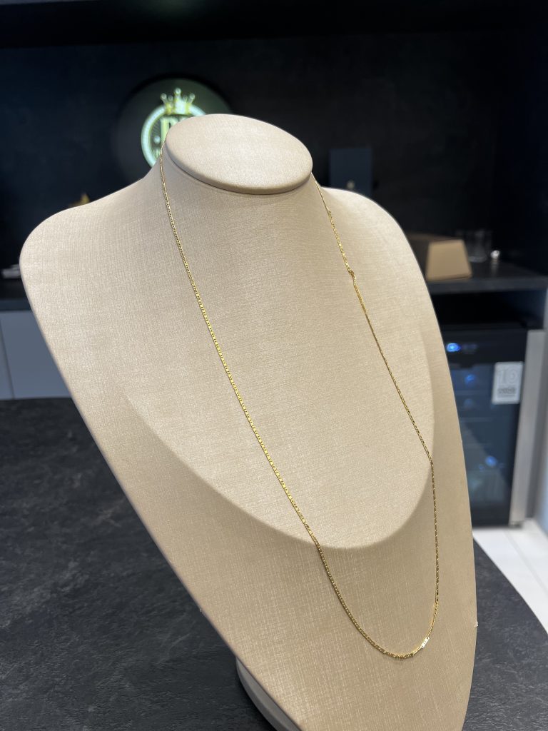 Fininhas na promoção Banhada a Ouro 18k// 1 por 120,00 2 por 150,00 3 por 200,00