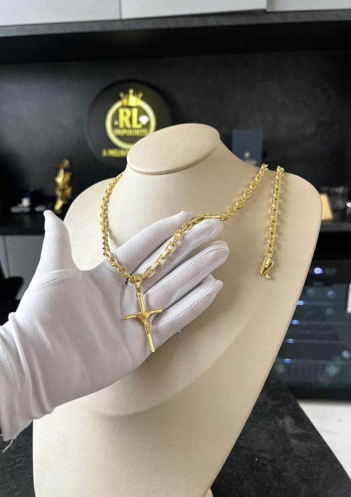 Conjunto Cadeado 6mm com Pingente Cruz banhado a ouro 18k