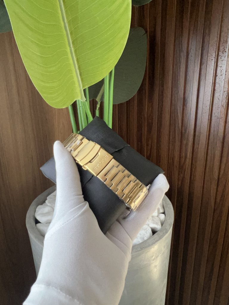 Relógio Octor Dourado Interno Azul