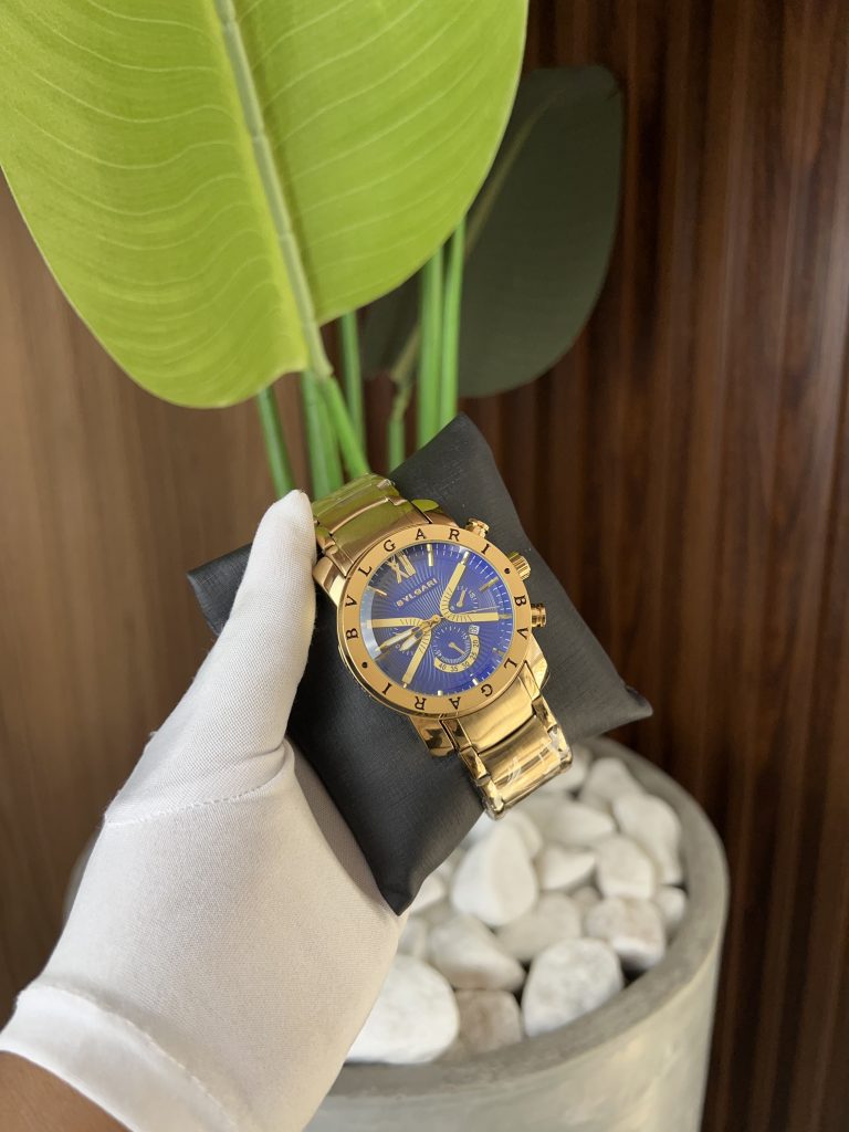 Relógio Bvlgari Algarismo Dourado Interno Azul