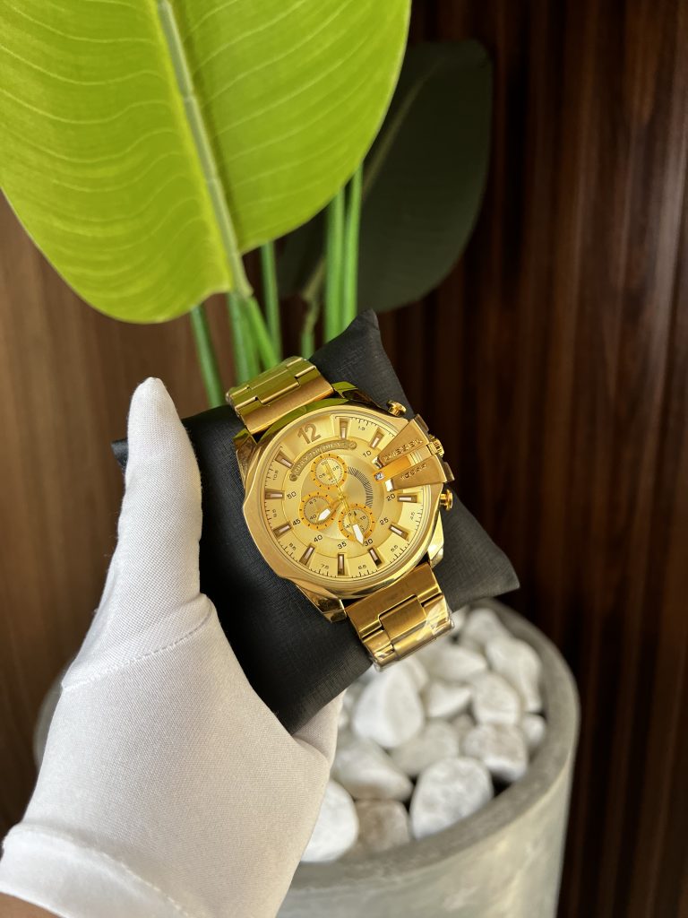 Relógio Diesel Interno Dourado