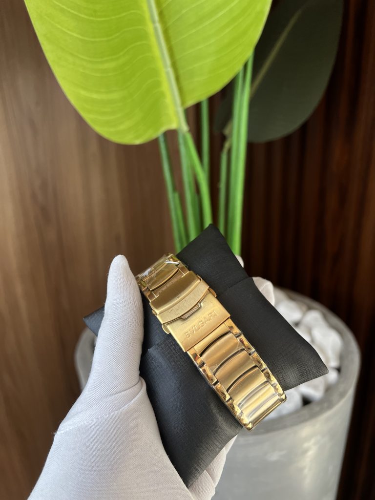 Relógio Exqueleto Dourado Interno Azul e Dourado
