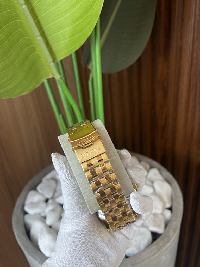 Relógio Invicta Esqueleto Dourado Interno Azul
