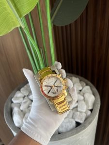 Relógio Bvlgari Dourado Algarismo Interna Branca