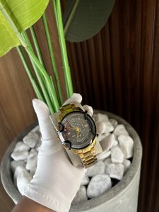 Relógio Diesel Top Dourado Interna Preta