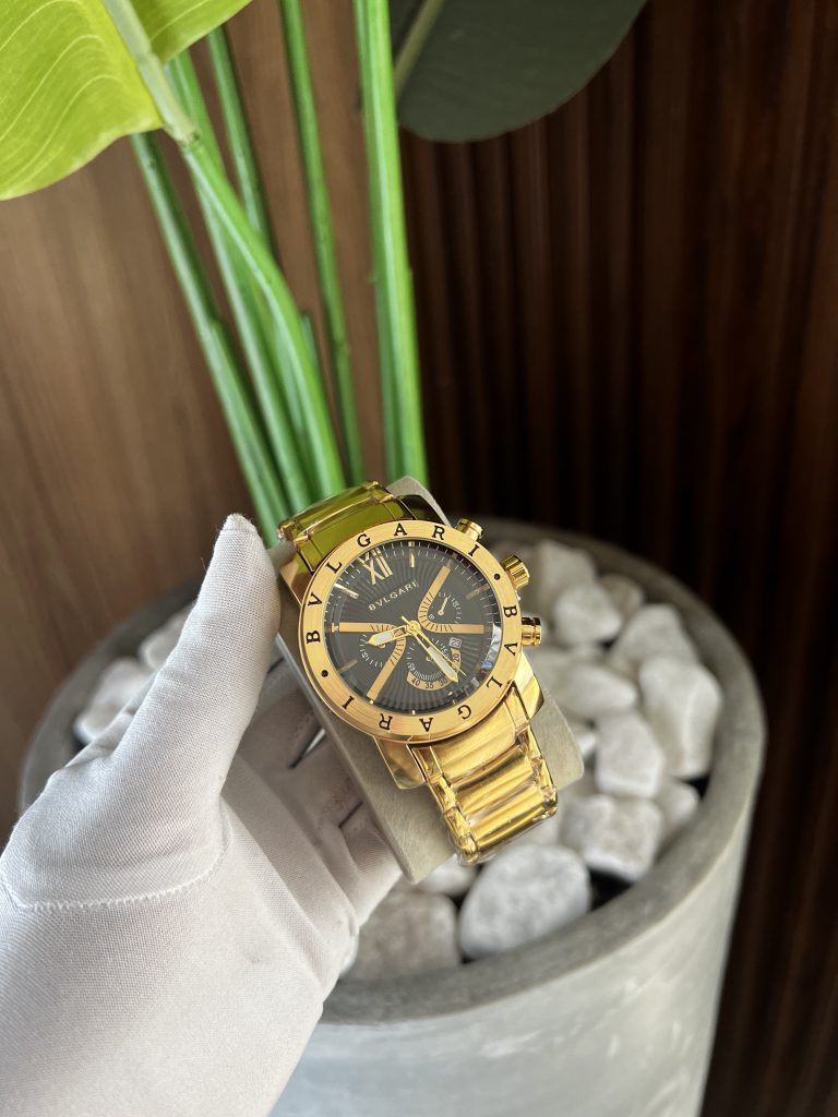 Relógio Bvlgari Dourado Algarismo Interna Preta