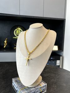 Cordão Bloquinho 6mm Com Pingente Crucifixo Palito