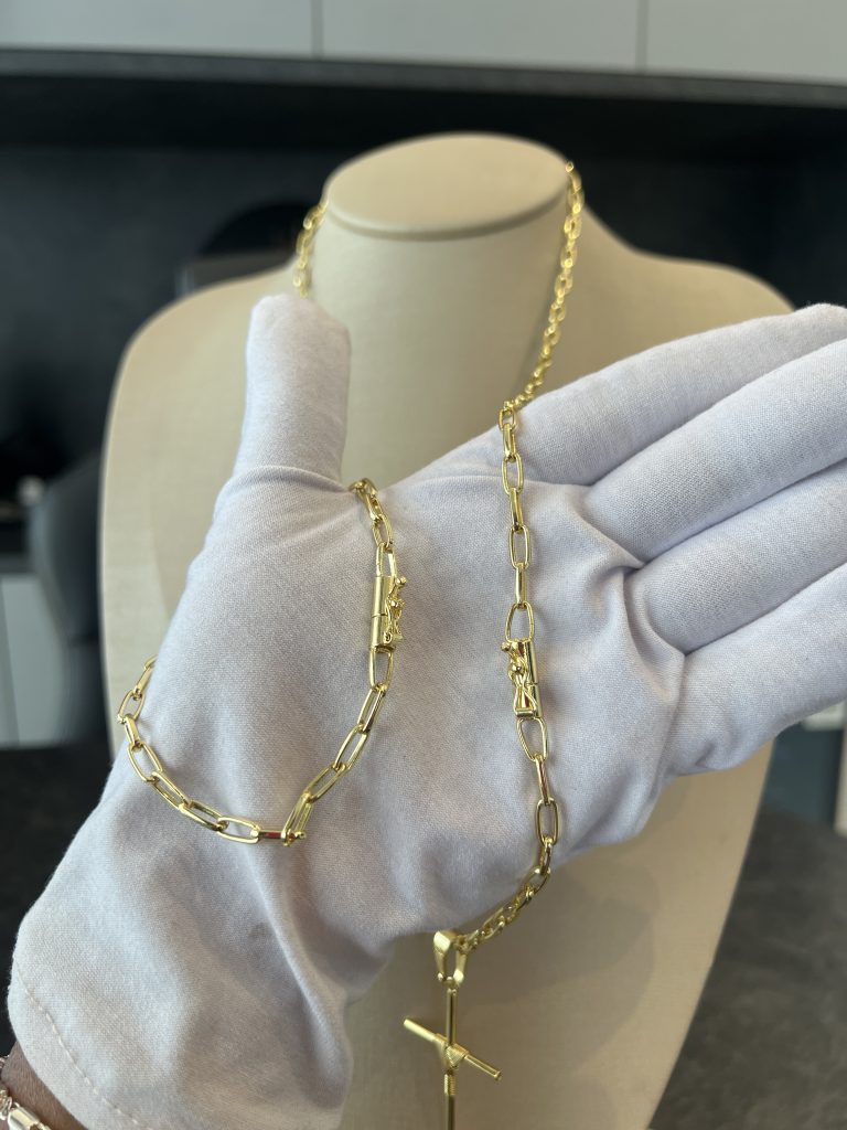Conjunto Meia Cana 4mm com Pingente Cruz Fio